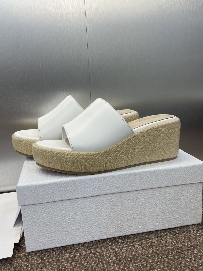 chr1st1an D10r slippers